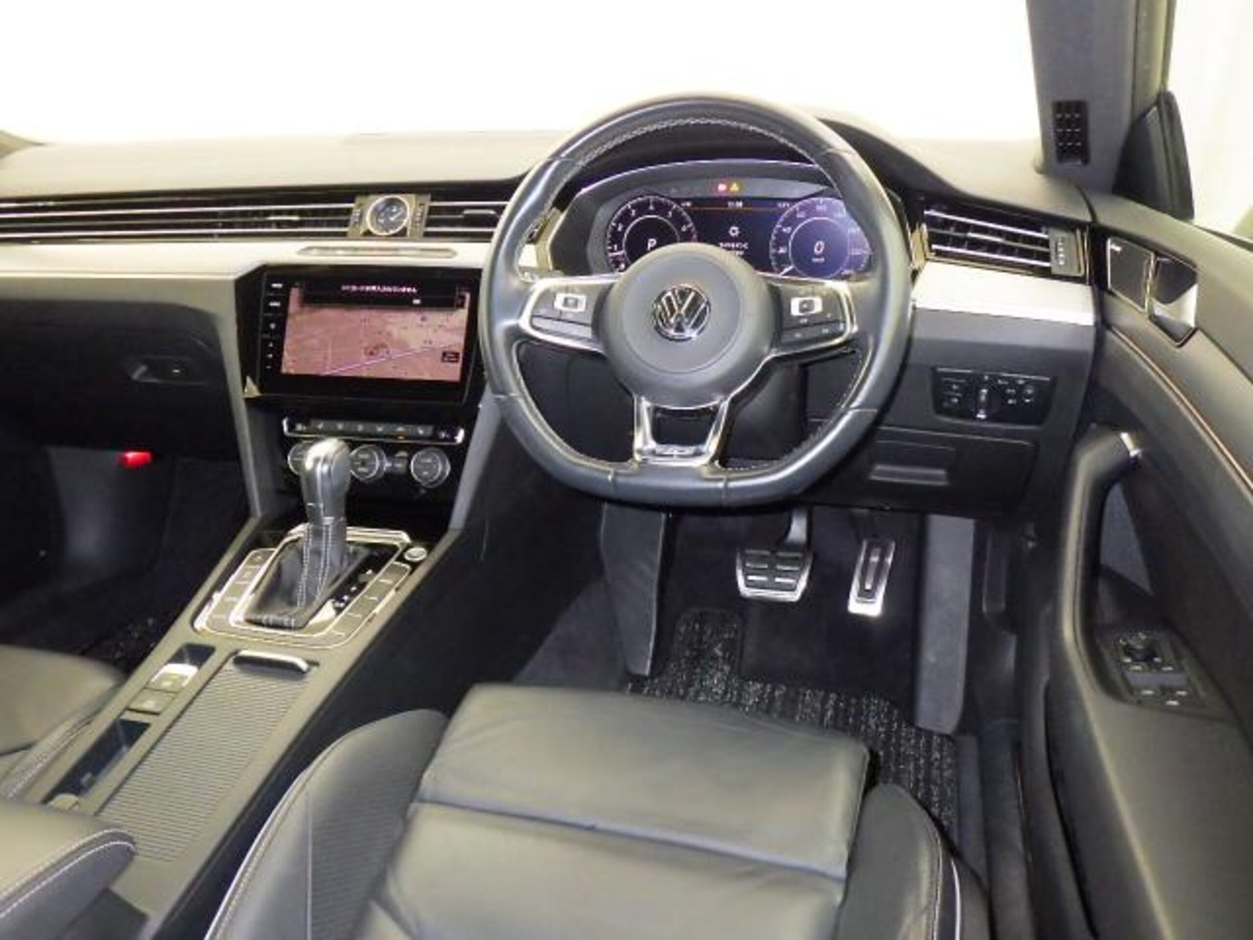 2019 Volkswagen Arteon — photo 2