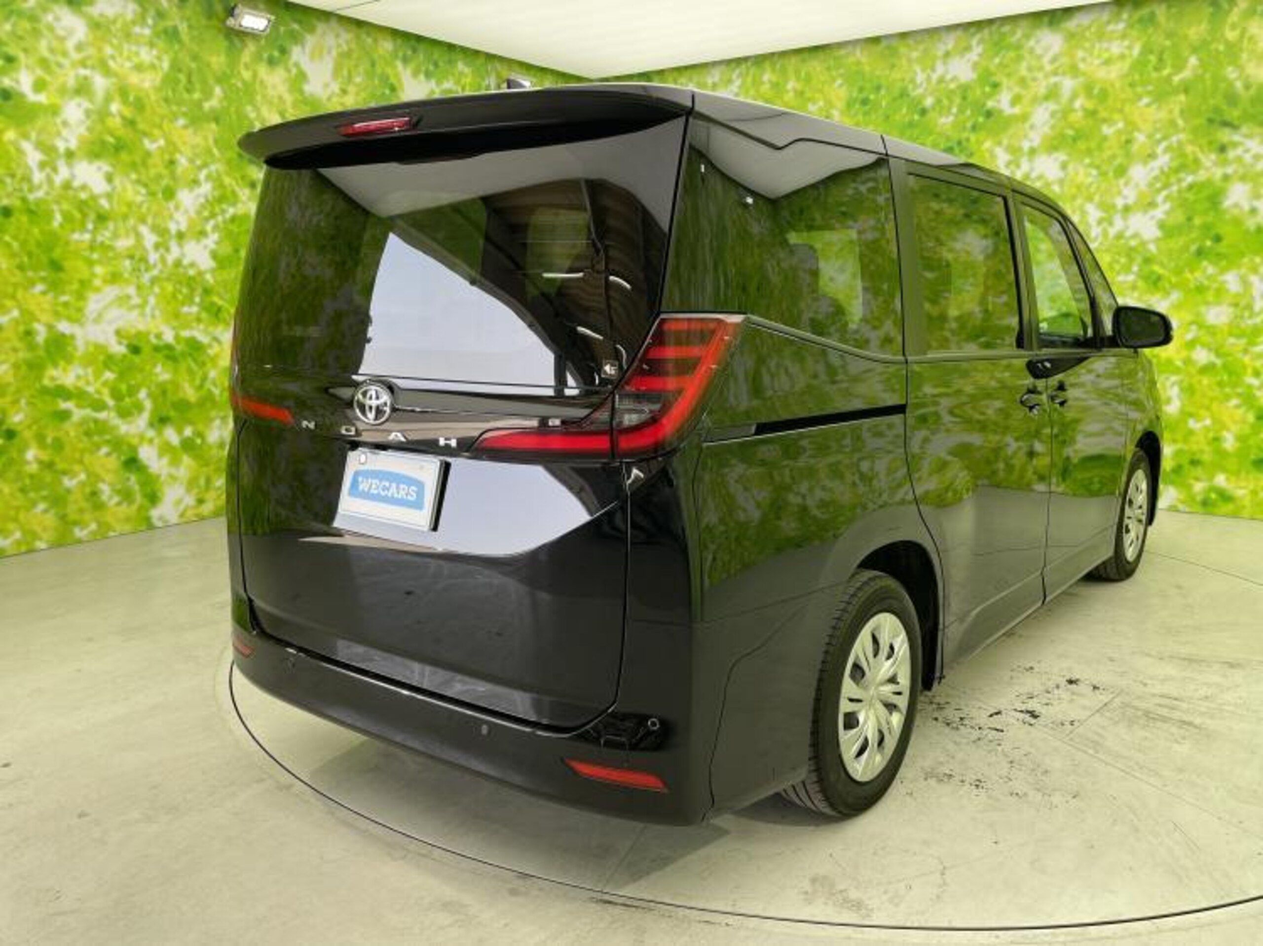 2024 Toyota Noah — photo 3