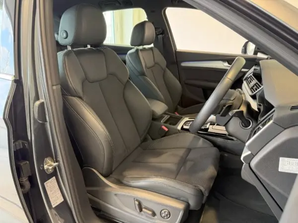 Audi Q5 40 TDI Quattro S Line Diesel Turbo 4WD — photo 7