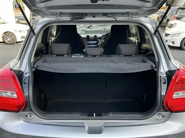 Suzuki Swift Sport 1.4 with 360 Camera, Genuine Navi, BSM, ACC, PCS, LDA, ETC, Silver, Paddle Shift, Studless Tires, Corner Sensors, Seat Heater (Silver) — photo 7