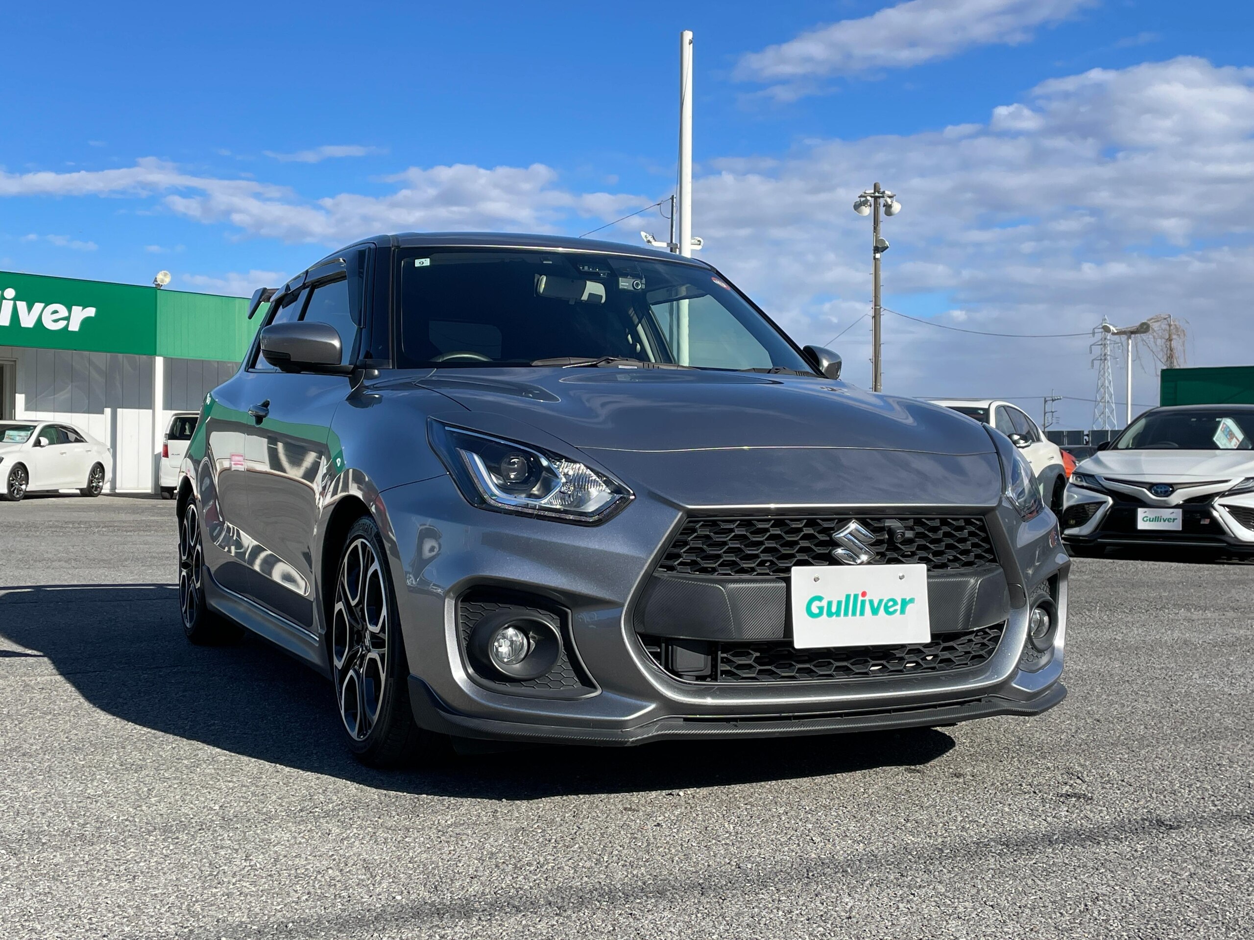 2019 Suzuki Swift — photo 2