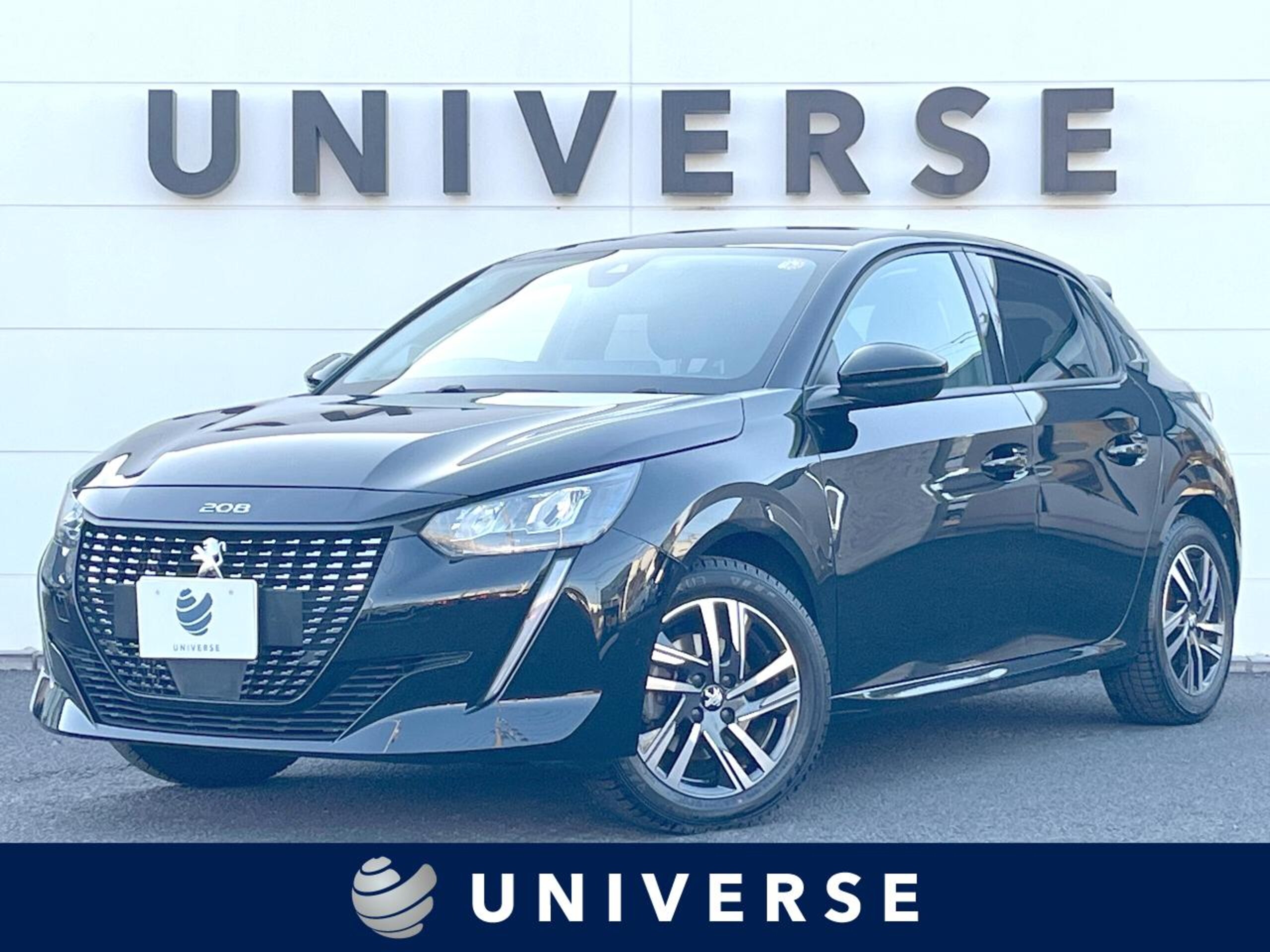 Peugeot 208 Allure with Apple CarPlay, Adaptive Cruise Control, Lane Positioning Assist, Lane Keep Assist, Proximity Smart Key, Half Leather Seats, LED Headlamps, Genuine 16-inch Alloy Wheels (Pearl Black)