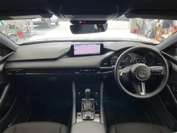 2024 Mazda 3 Fastback — photo 2