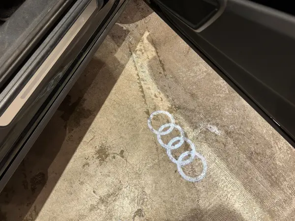 Audi Q5 40 TDI Quattro Diesel Turbo 4WD One Owner Assistance Package ACC Side Assist Lane Assist Virtual Cockpit Power Front Seats Seat Heater Genuine Memory Navigation Full-Seg TV 360° Camera Parking Assist Power Tailgate (Mythos Black Metallic (LY9T)) — photo 8