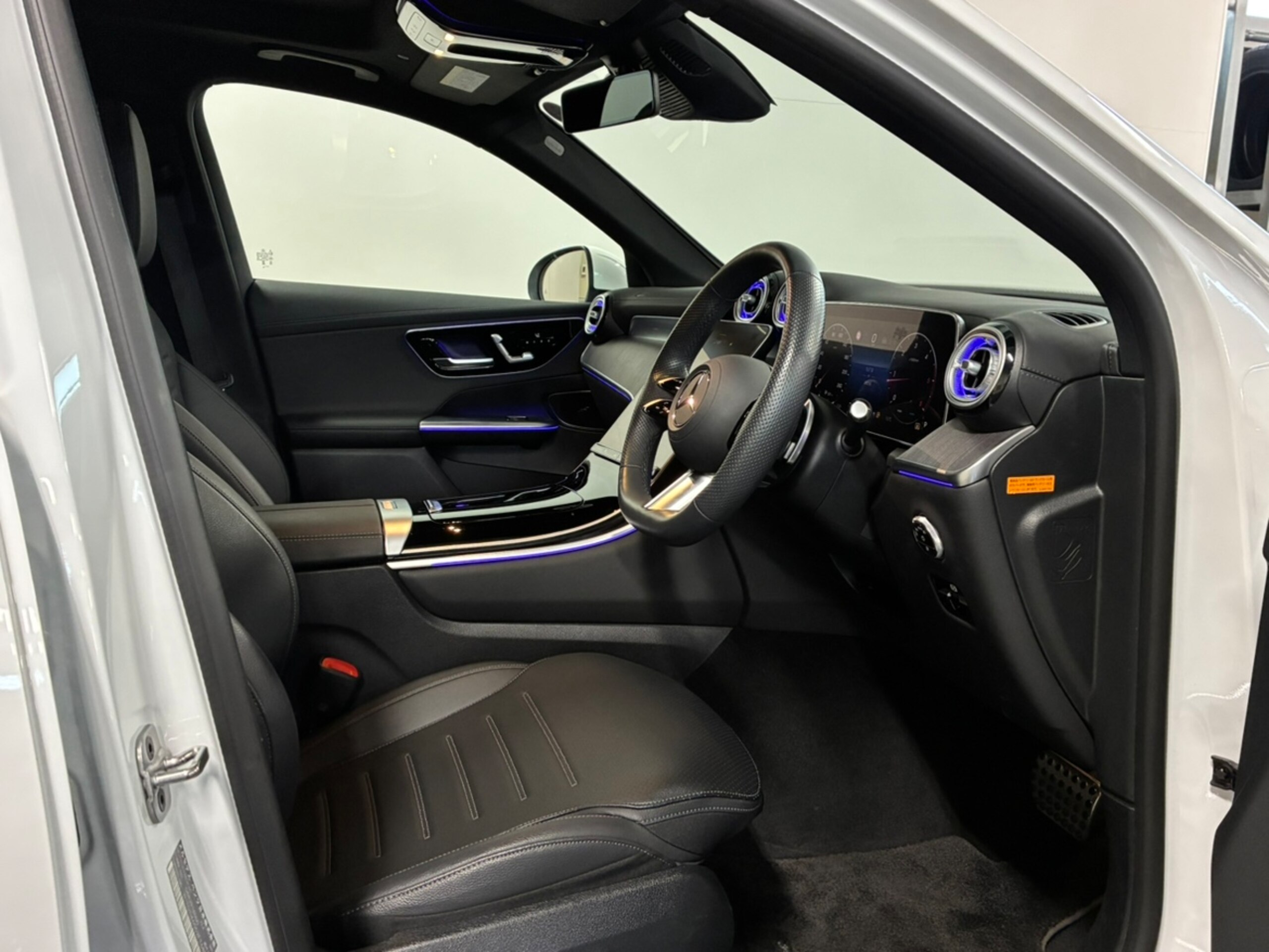 Mercedes-Benz GLC220 d 4MATIC (ISG) AMG Line Package Diesel Turbo 4WD — photo 9