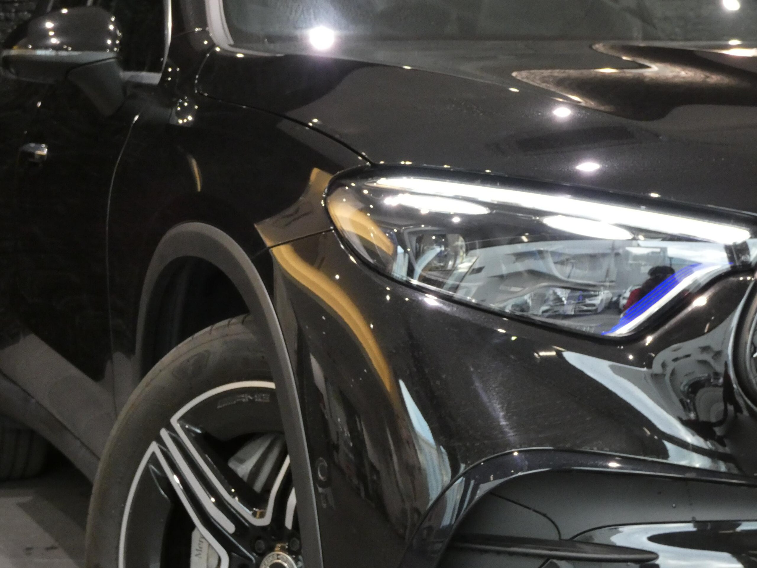 2025 Mercedes-benz Glc — photo 3