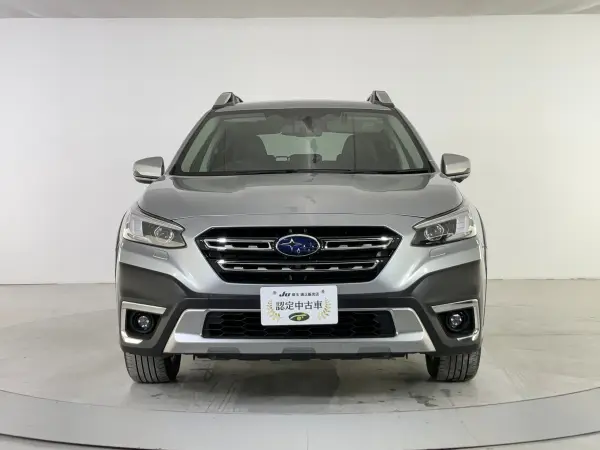 2022 Subaru Legacy Outback — photo 2