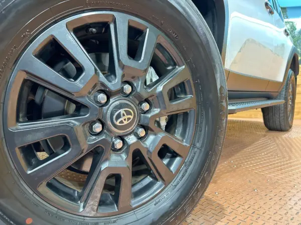 Toyota Land Cruiser 250 2.7 VX 4WD — photo 9