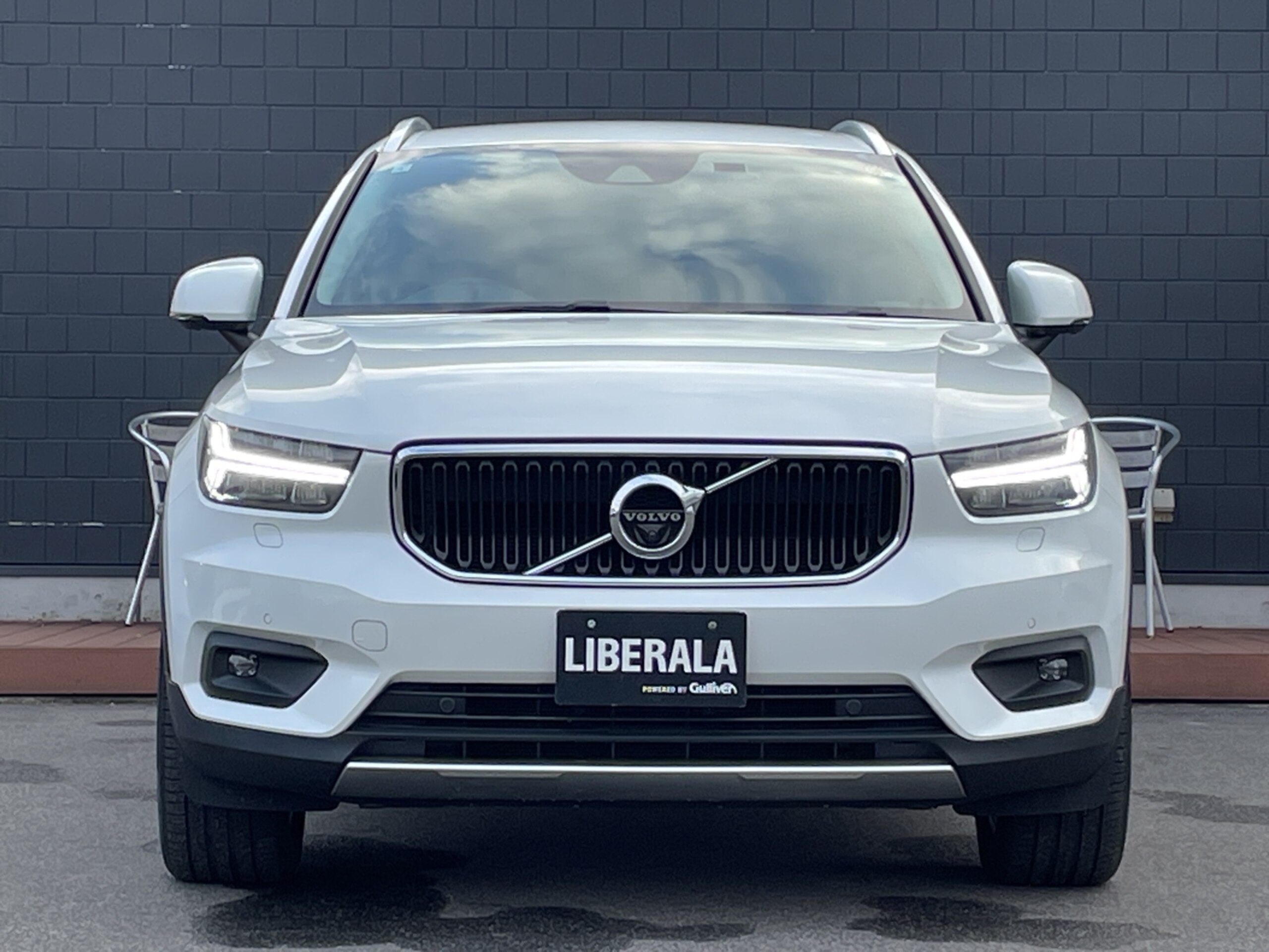 Volvo XC40 B4 Momentum — photo 8