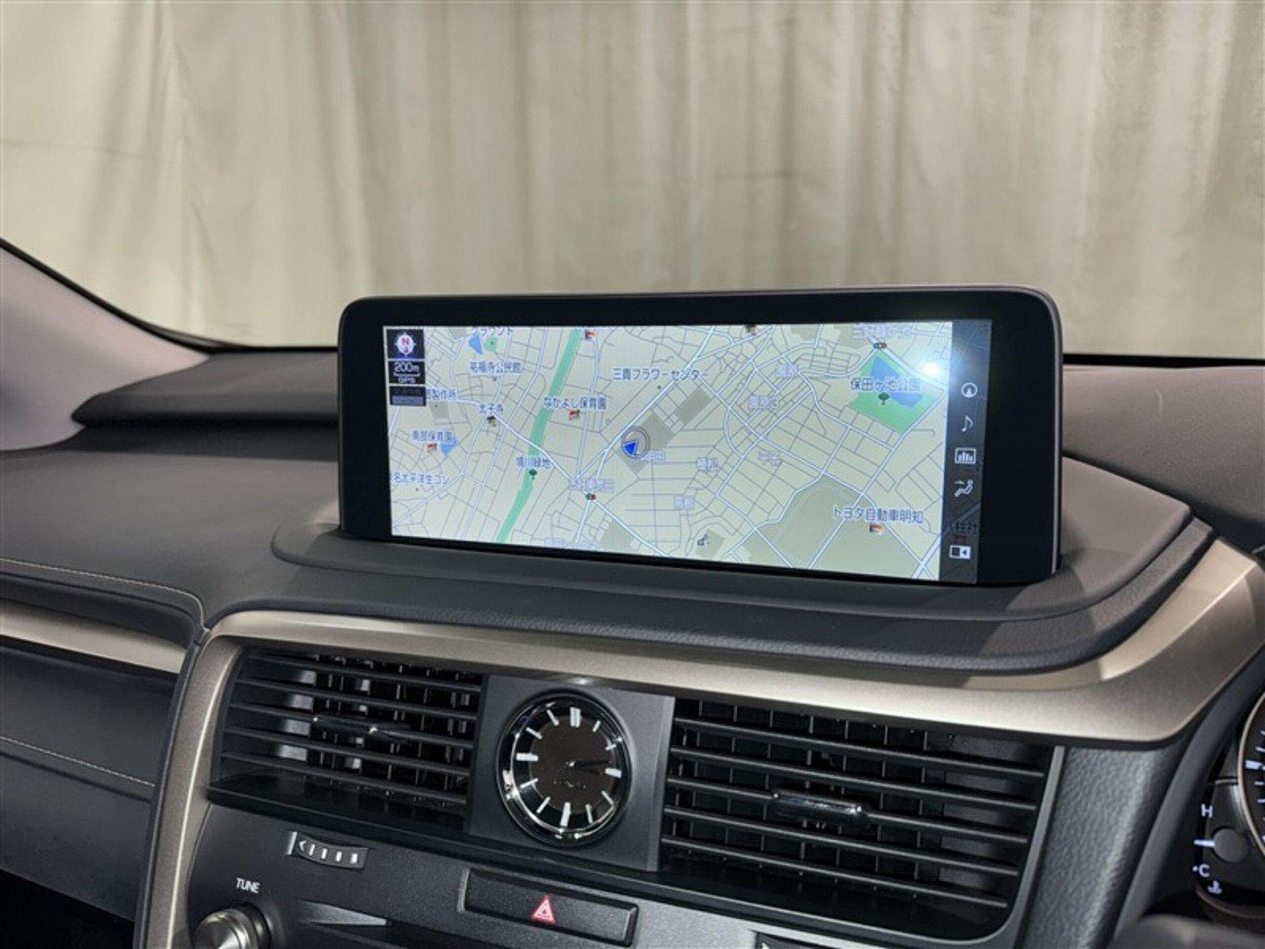 Lexus RX450h Version L 4WD — photo 8