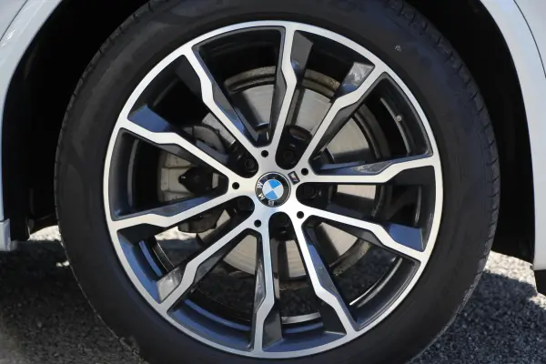 2018 Bmw X3 — photo 3 | Tuminion Kenya