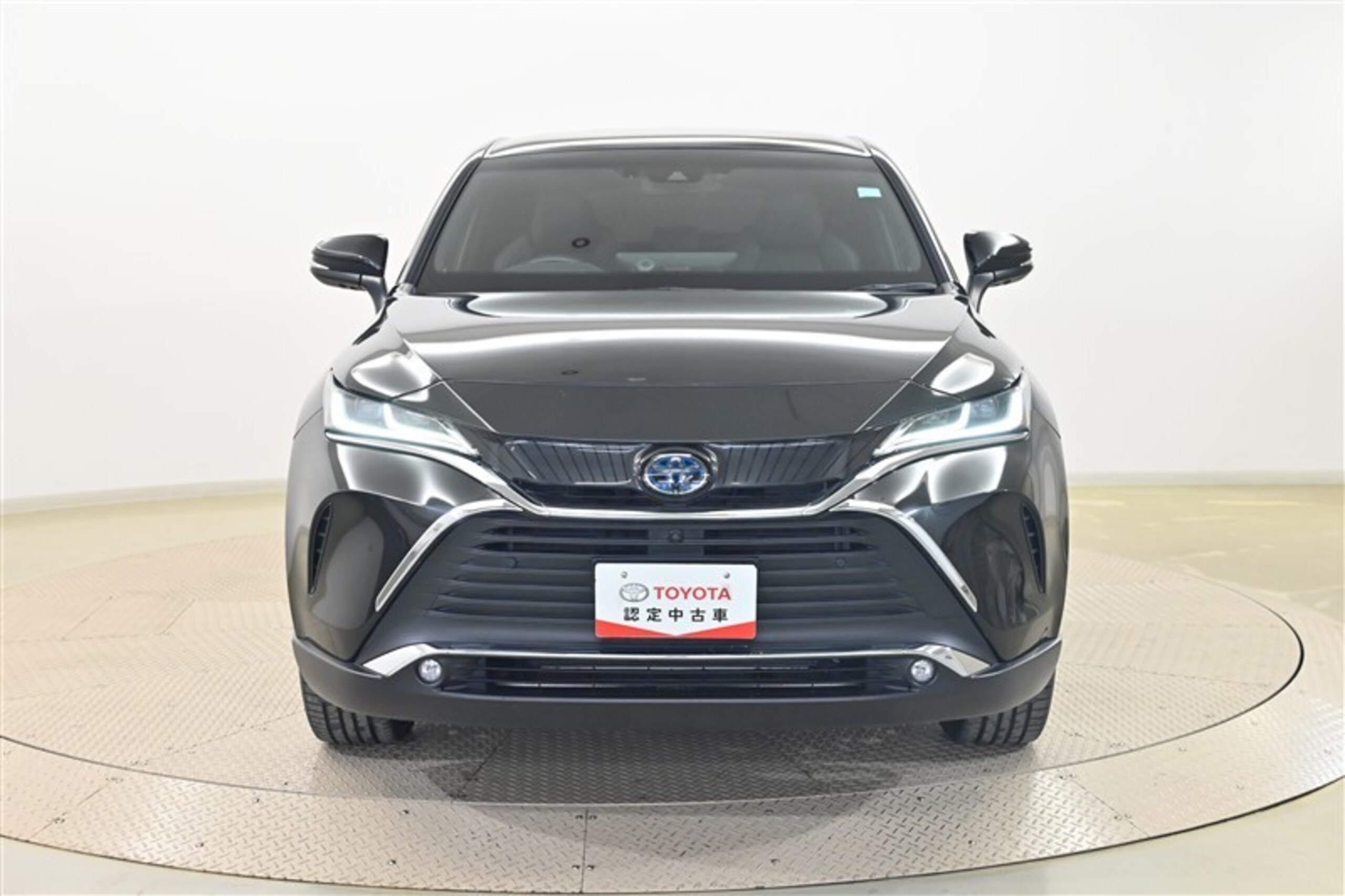 2021 Toyota Harrier — photo 2