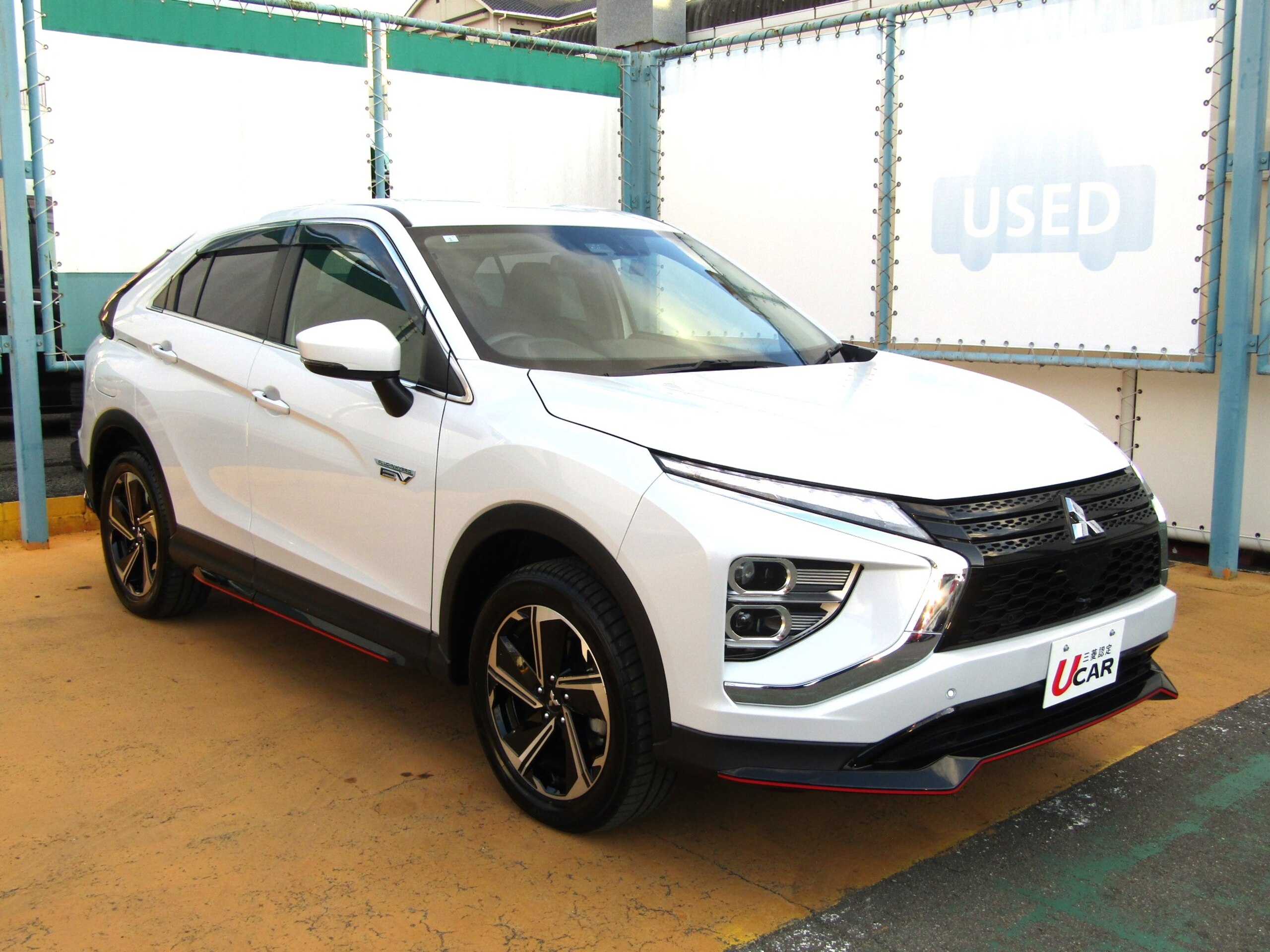Mitsubishi Eclipse Cross PHEV 2.4 G 4WD with Inspection and Maintenance (Pearl) — photo 8