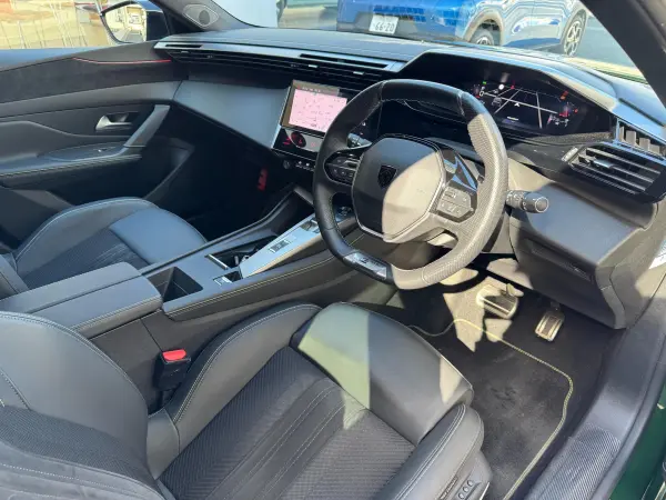 Peugeot 308GT BlueHDi Diesel Turbo ETC Genuine Navigation LED Headlights ACC (Olive Green) — photo 7