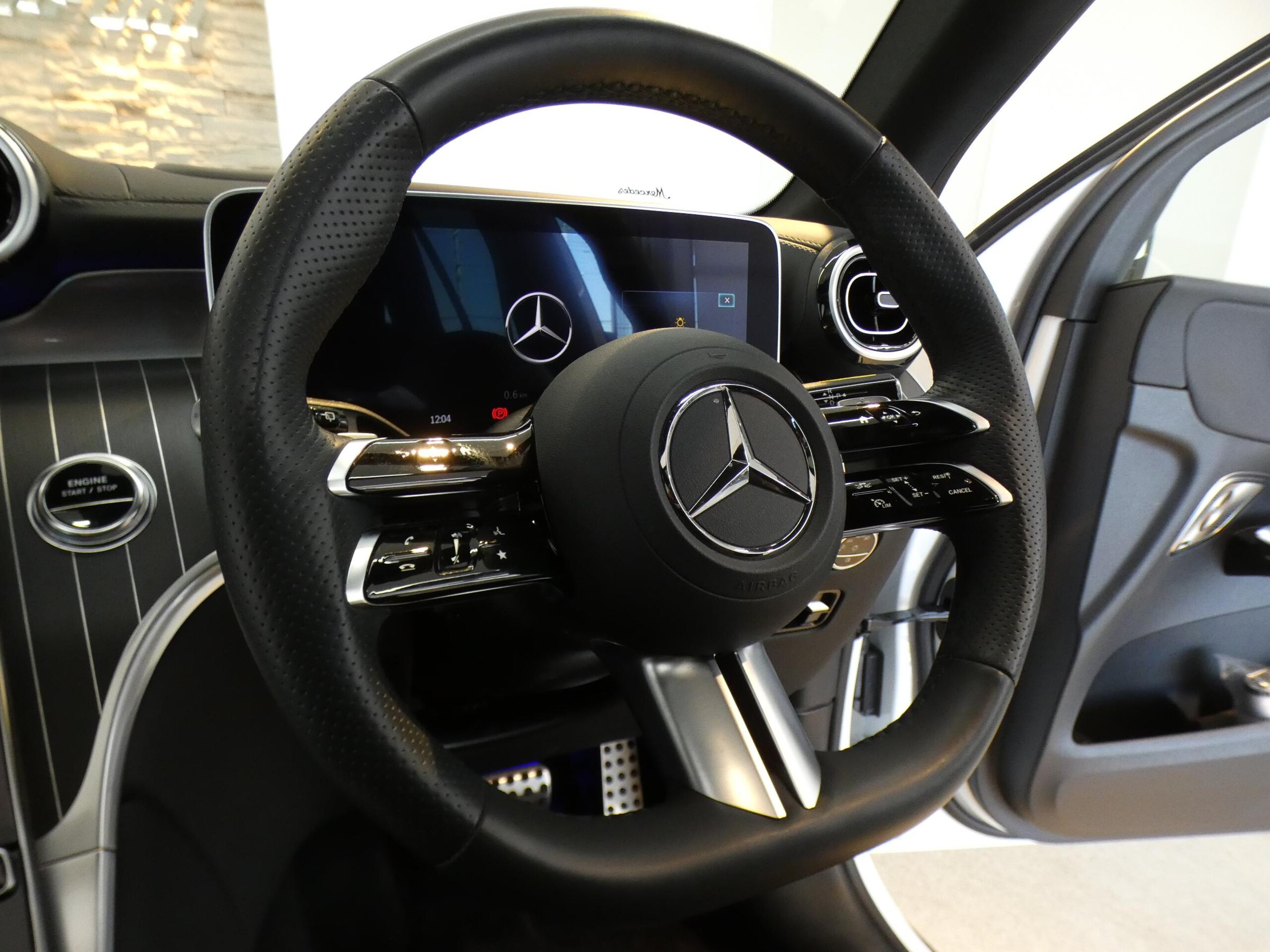 Mercedes-Benz GLC350 e 4MATIC Sport Edition Star 4WD — photo 9