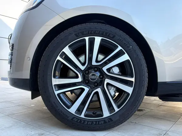 2025 Landrover Rangerover — photo 3