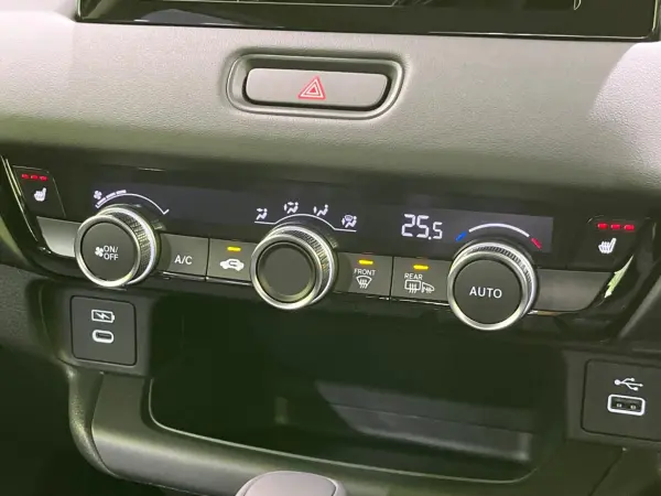 2025 Honda Vezel — photo 3