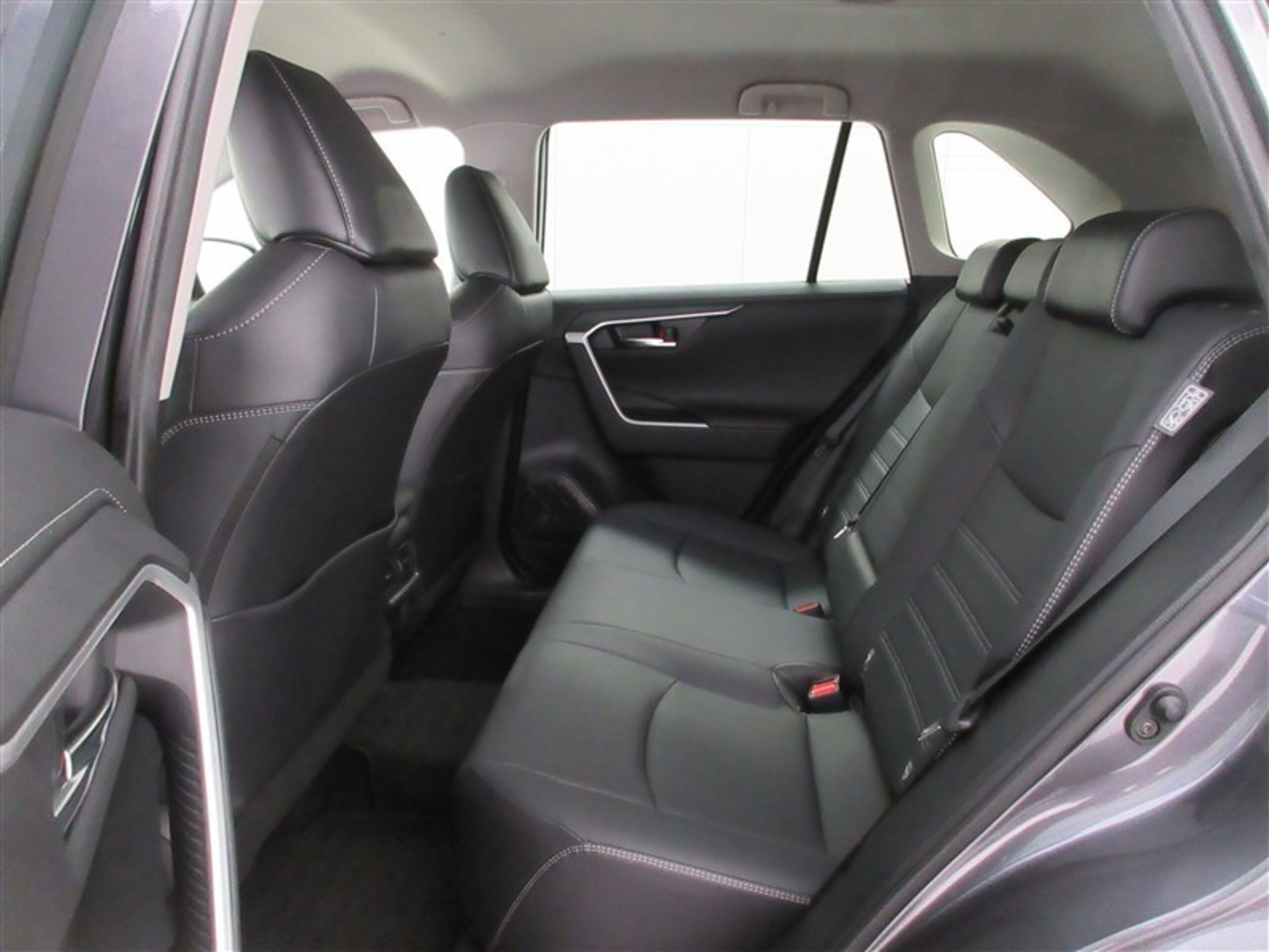 Toyota RAV4 2.0 G 4WD One Owner 4WD Surround View Camera ETC — photo 8