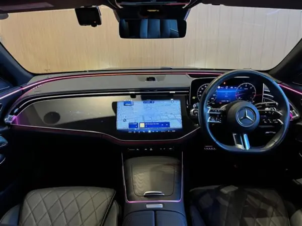 2025 Mercedes E Class — photo 2