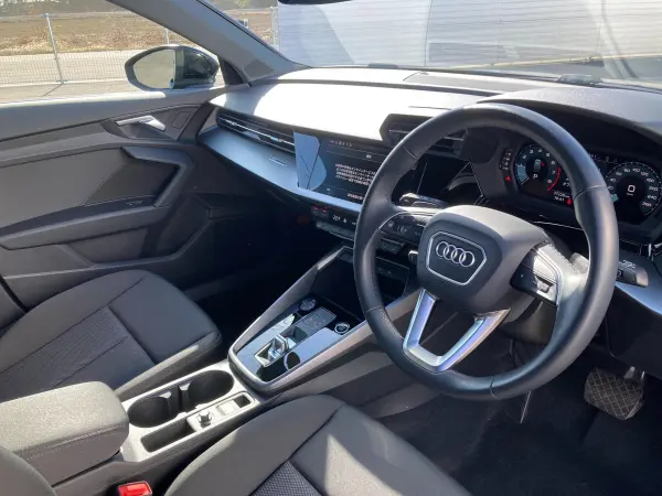 2023 Audi A3 Sportback — photo 3