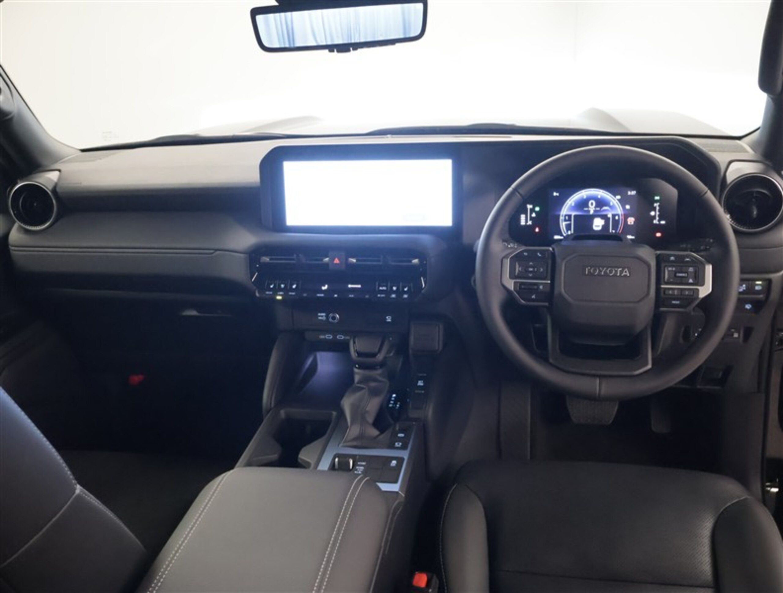 Toyota Land Cruiser 250 2.7 VX 4WD — photo 7