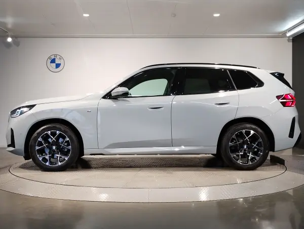 2025 Bmw X3 — photo 3