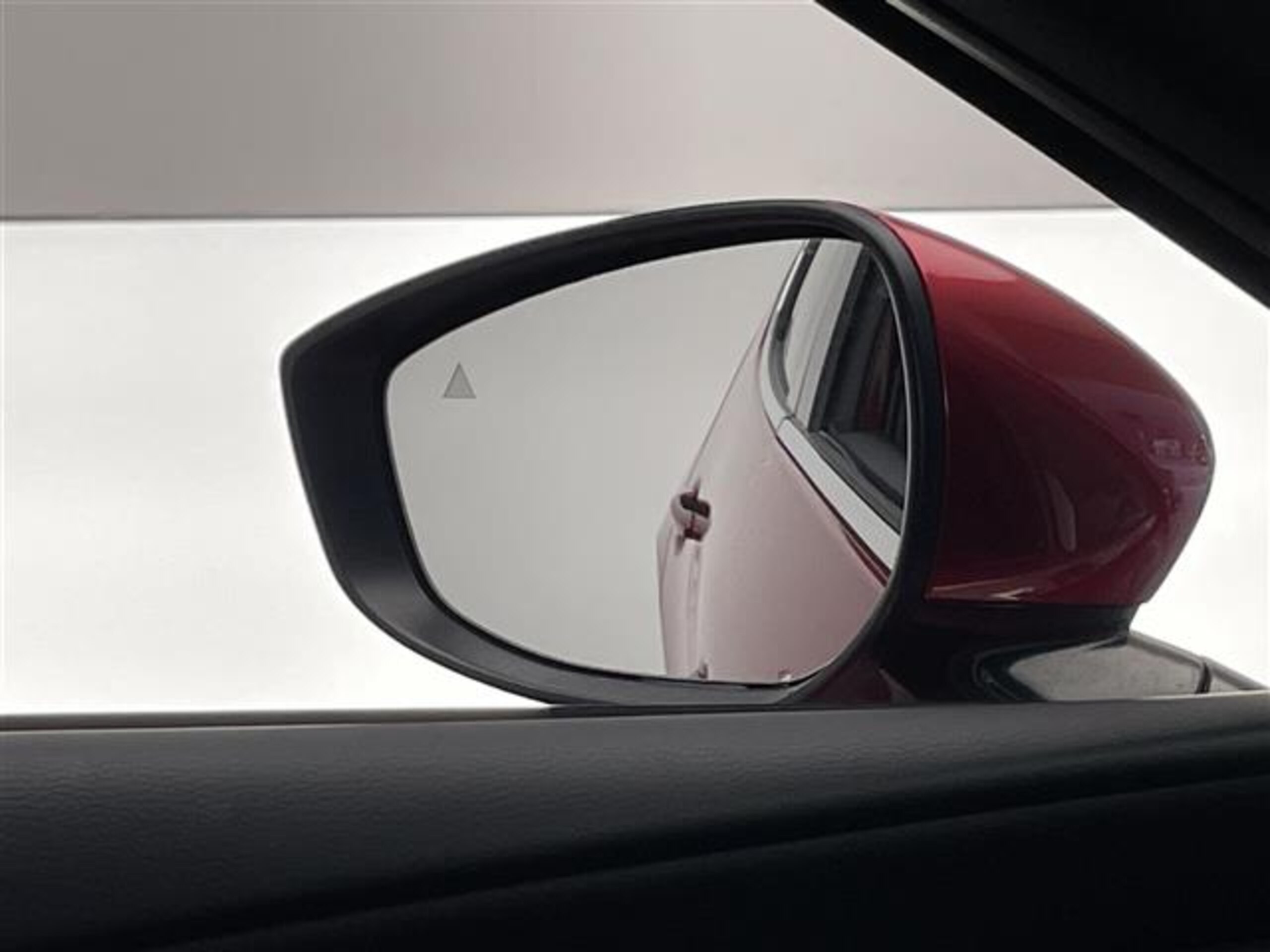 Mazda MAZDA3 Fastback 1.8 XD L Package Diesel Turbo — photo 8