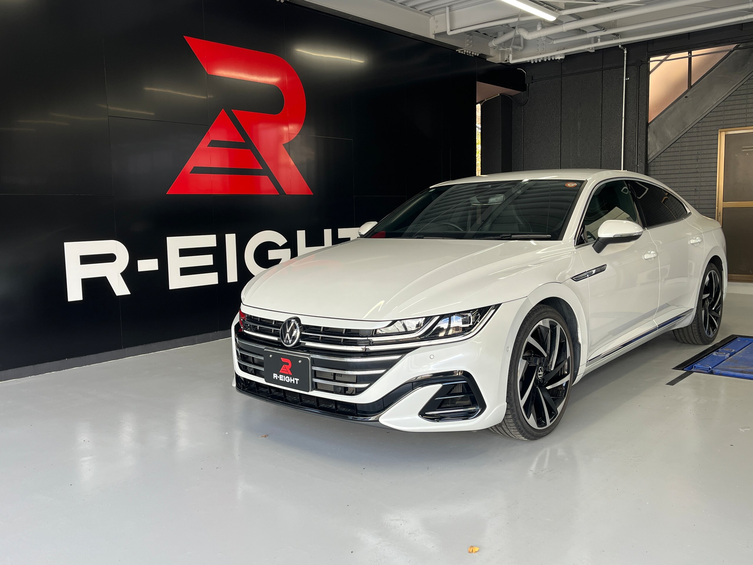 2022 Volkswagen Arteon — photo 2