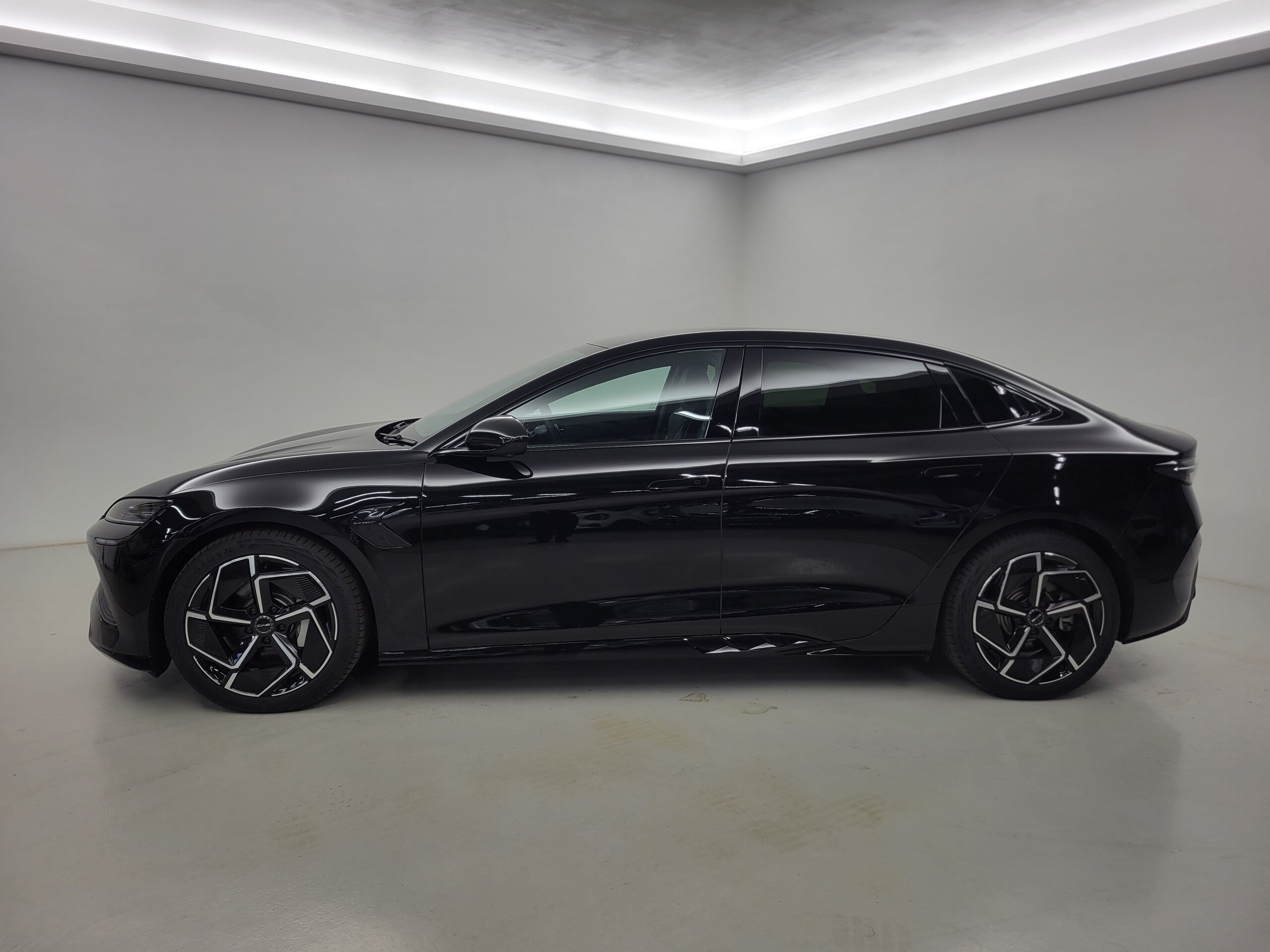 2024 Byd Seal — photo 3