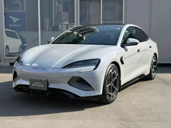 2024 Byd Seal — photo 2