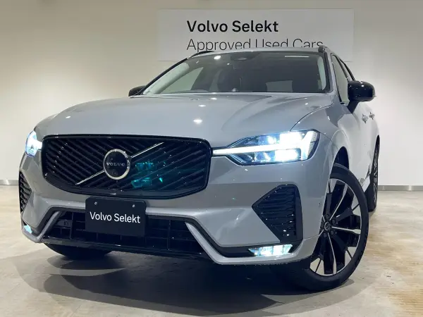 2025 Volvo Xc60 — photo 2