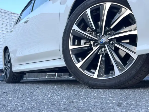 Subaru Levorg 1.8 STI Sports EX 4WD with STI Tower Bar, 11.6-inch Navigation, Backup Camera, ETC, Drive Recorder, Power Seats, Seat Heaters, Power Tailgate, LED Headlights, Genuine 18-inch Alloy Wheels, Smart Key (Crystal White Pearl) — photo 9