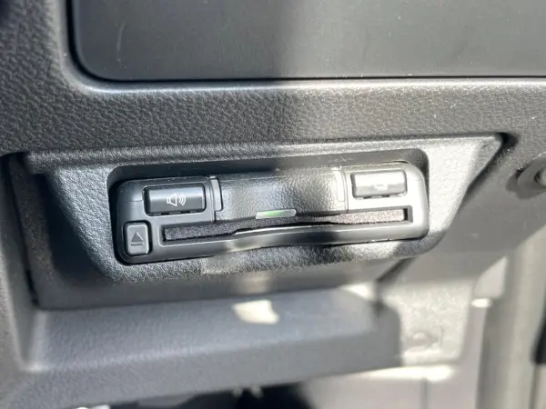 Subaru Levorg 1.8 STI Sports EX 4WD with STI Tower Bar, 11.6-inch Navigation, Backup Camera, ETC, Drive Recorder, Power Seats, Seat Heaters, Power Tailgate, LED Headlights, Genuine 18-inch Alloy Wheels, Smart Key (Crystal White Pearl) — photo 7