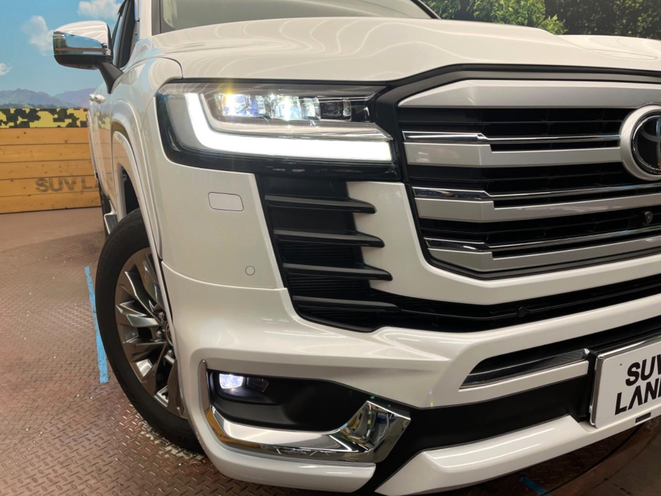 Toyota Land Cruiser 300 3.5 ZX 4WD — photo 9