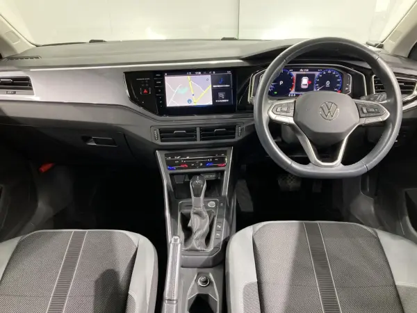 2023 Volkswagen Polo — photo 2