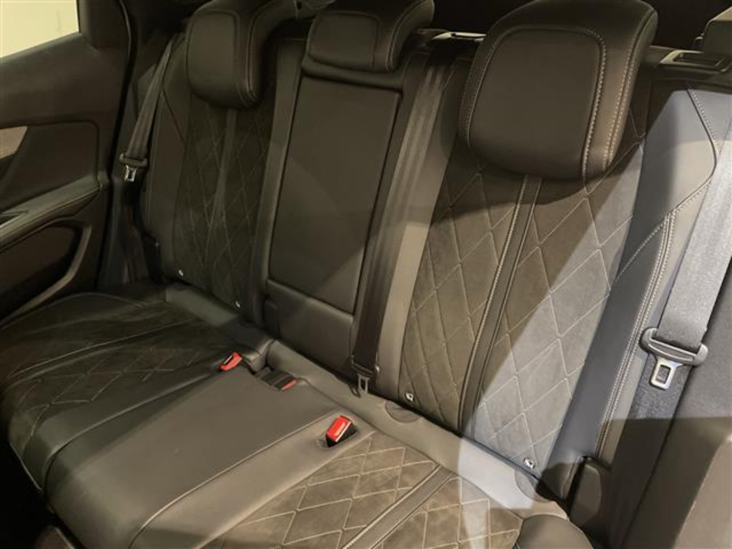 2019 Peugeot 3008 — photo 3