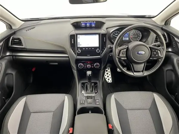 2022 Subaru Xv — photo 2