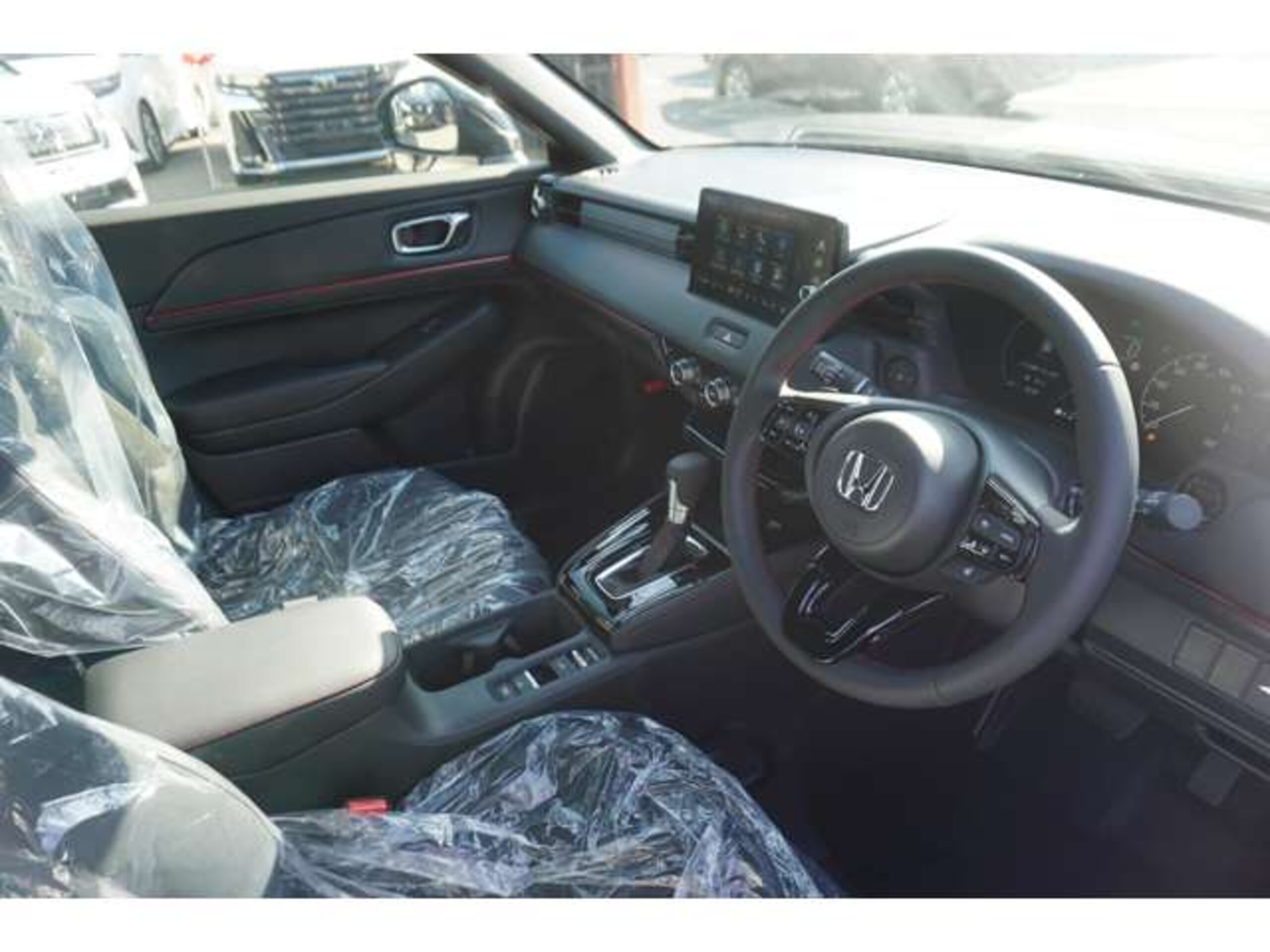 Honda Vezel 1.5 e:HEV RS Unregistered New Car — photo 7