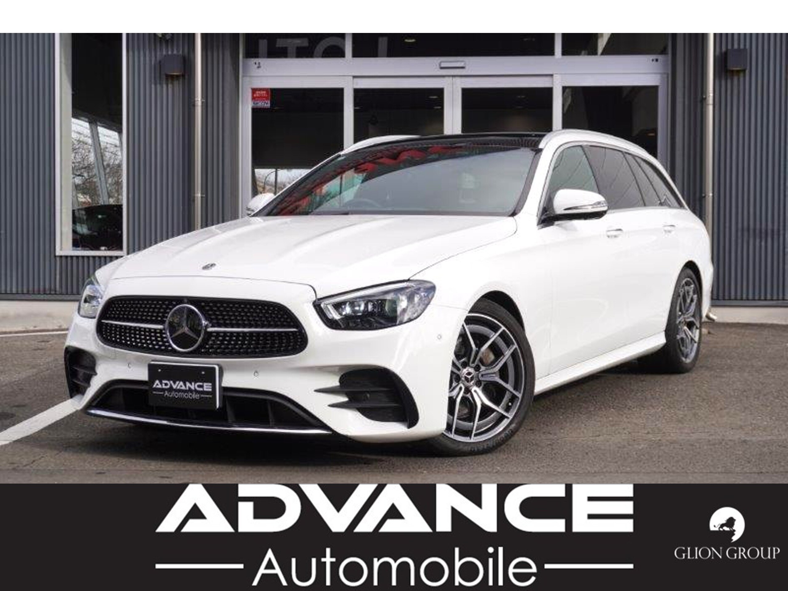 Mercedes-Benz E-Class Wagon E220d Sport Diesel Turbo AMG Line Interior Package Exclusive Package Panoramic Sliding Roof Genuine Leather Seats Ambient Lighting (64 colors) (Polar White)