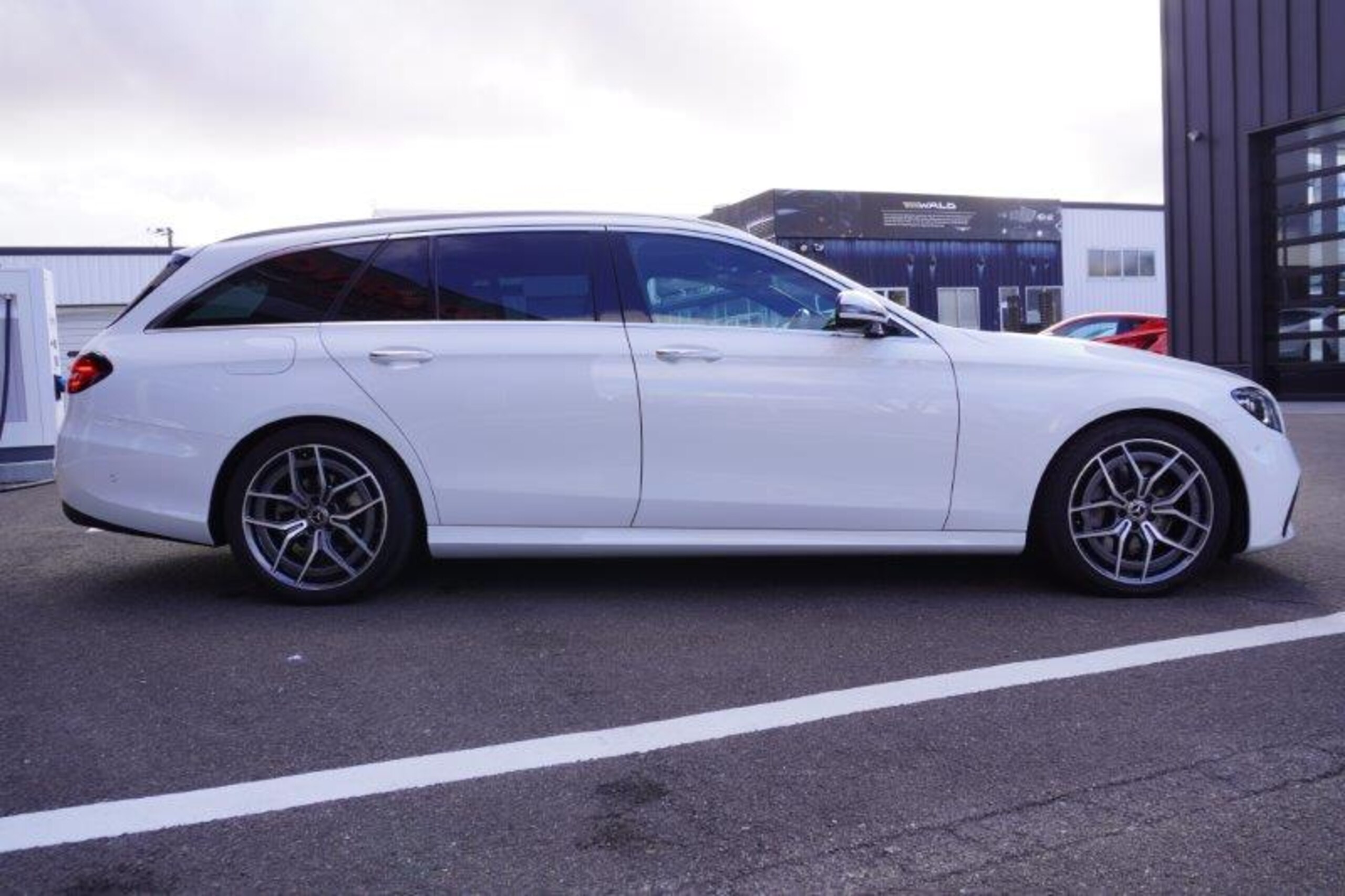 2022 Mercedes Amg Gle — photo 3