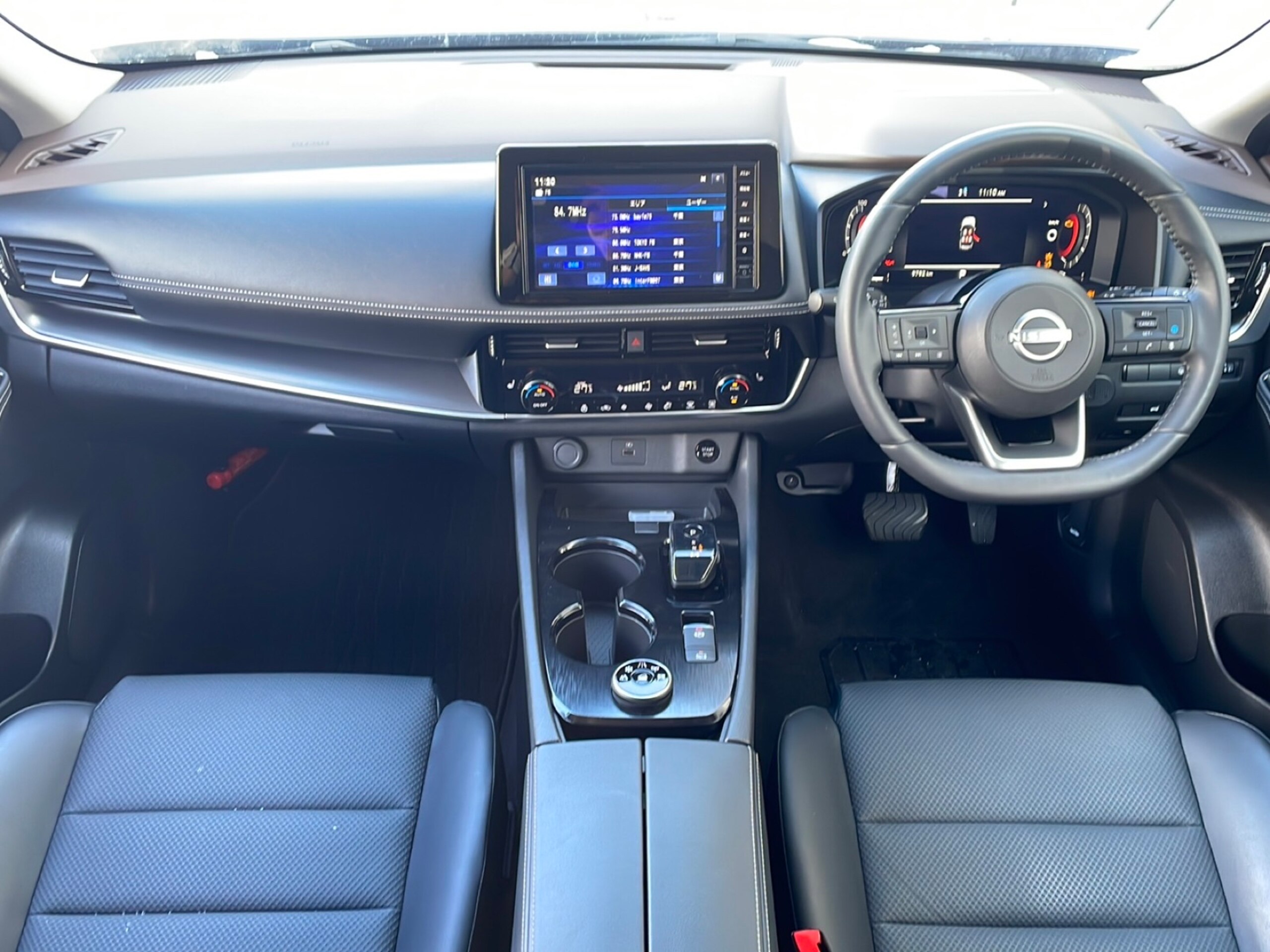 2022 Nissan Xtrail — photo 2