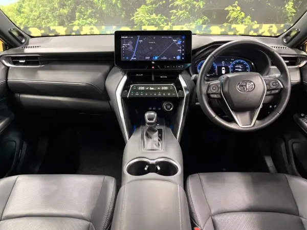 2024 Toyota Harrier — photo 2