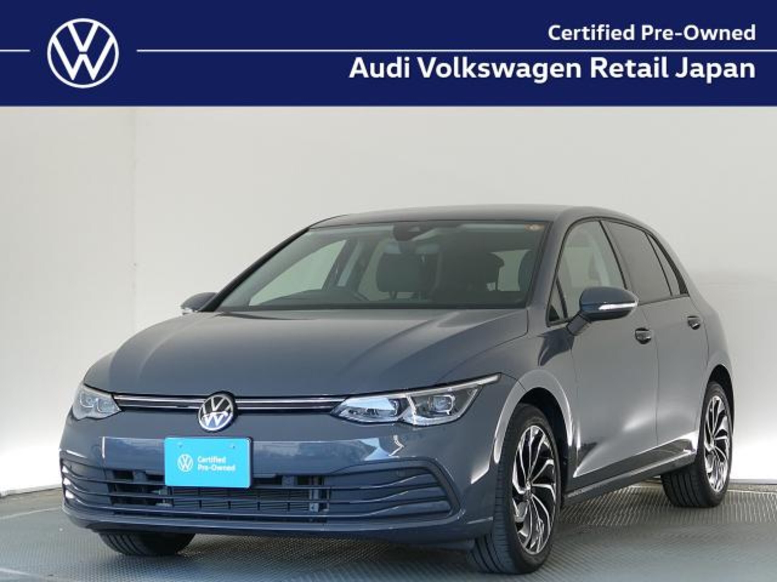 Volkswagen Golf eTSI Active Platinum Edition