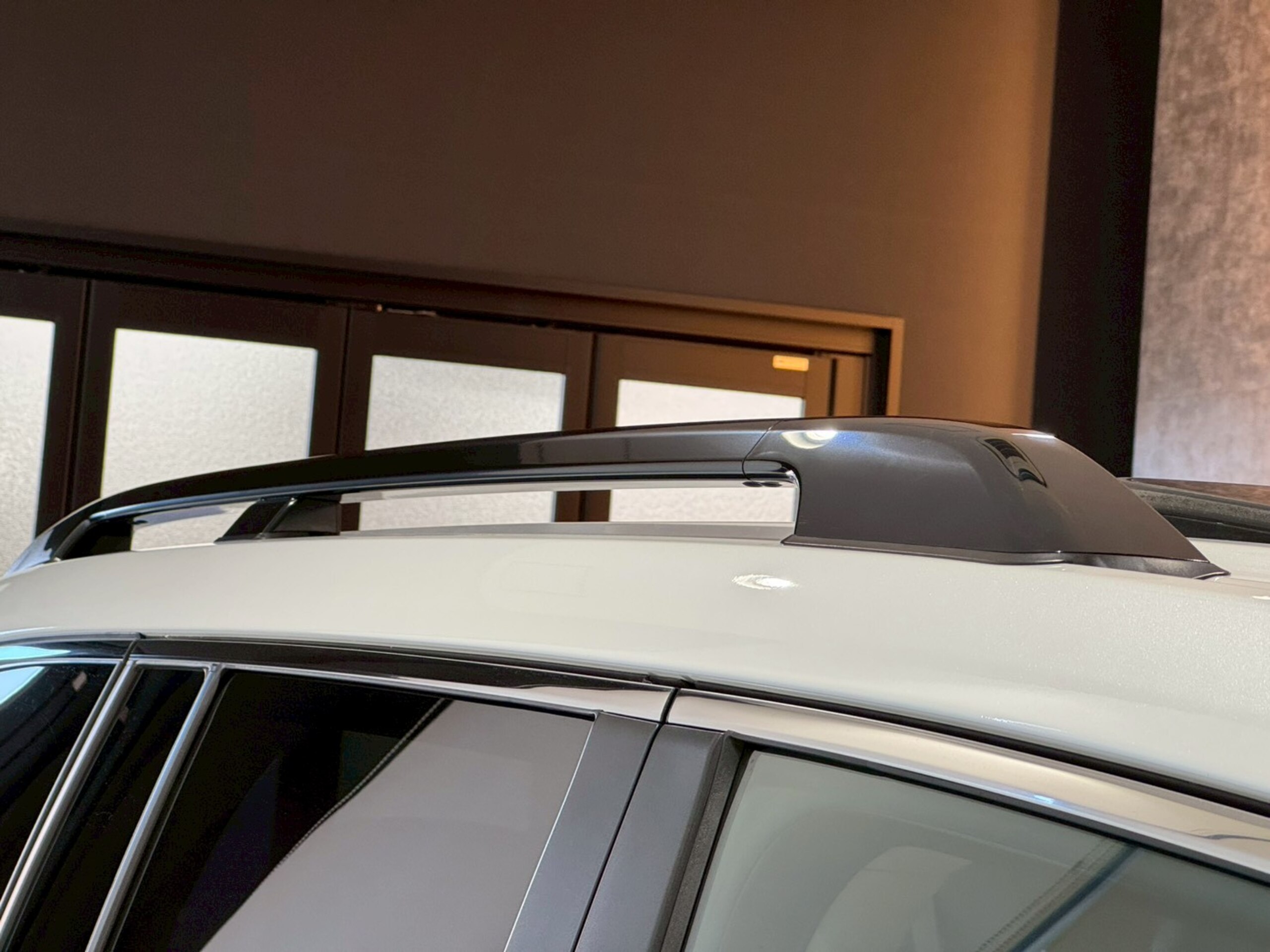 Toyota Land Cruiser 300 3.5 ZX 4WD — photo 8