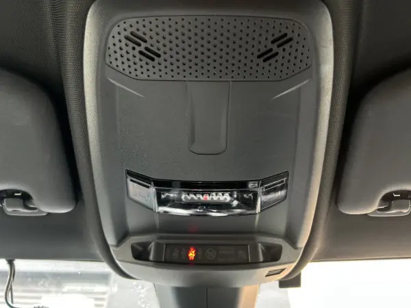 Peugeot 208 GT Line One Owner Navigation Full-Seg TV Bluetooth ETC Front/Rear Drive Recorder Blind Spot Monitor Adaptive Cruise Control Backup Camera Wireless Charging Half Leather Seat Auto Light (Vertigo Blue) — photo 8