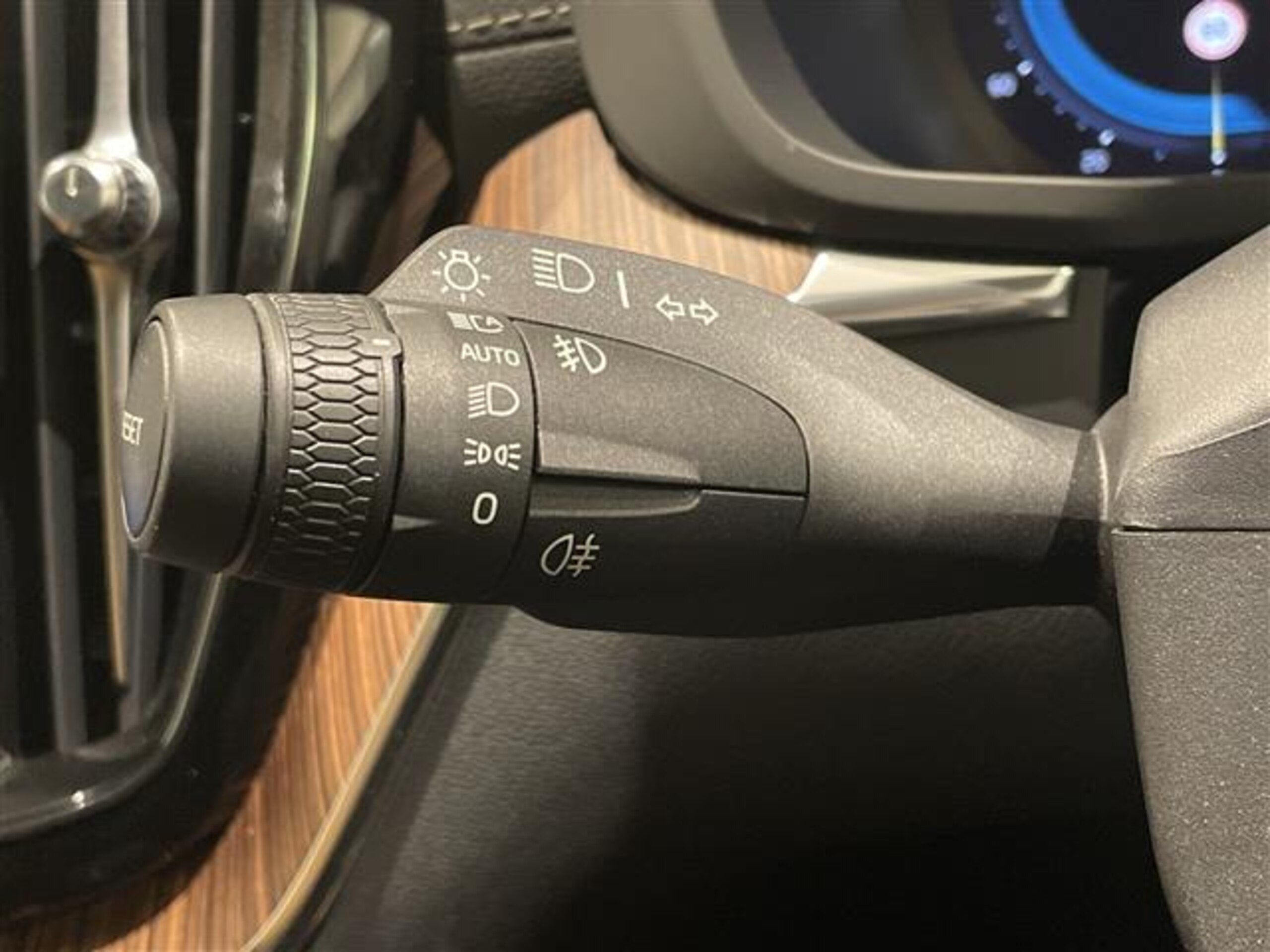 Volvo XC60 Ultimate B5 AWD 4WD — photo 9