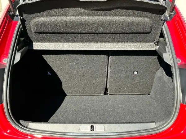 Peugeot 208GT Certified Used Car — photo 7