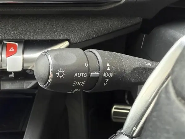 2020 Peugeot 3008 — photo 3