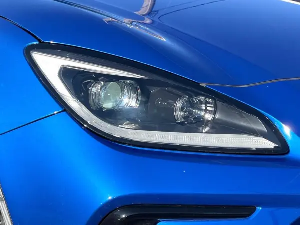 Subaru BRZ 2.4 S 6MT with 9-inch Display Audio, LED Accessory Liner, Genuine 18-inch Alloy Wheels, LED Headlights, Leather-wrapped Steering Wheel, Half-leather Seats, Seat Heaters, Smart Key (WR Blue Pearl) — photo 9