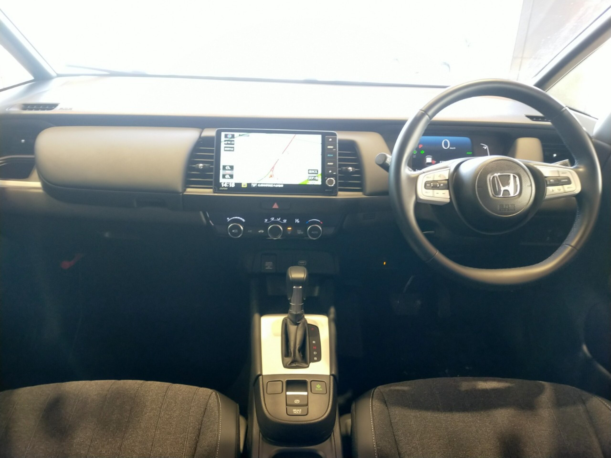 Honda Fit 1.5 e:HEV Home 4WD — photo 7